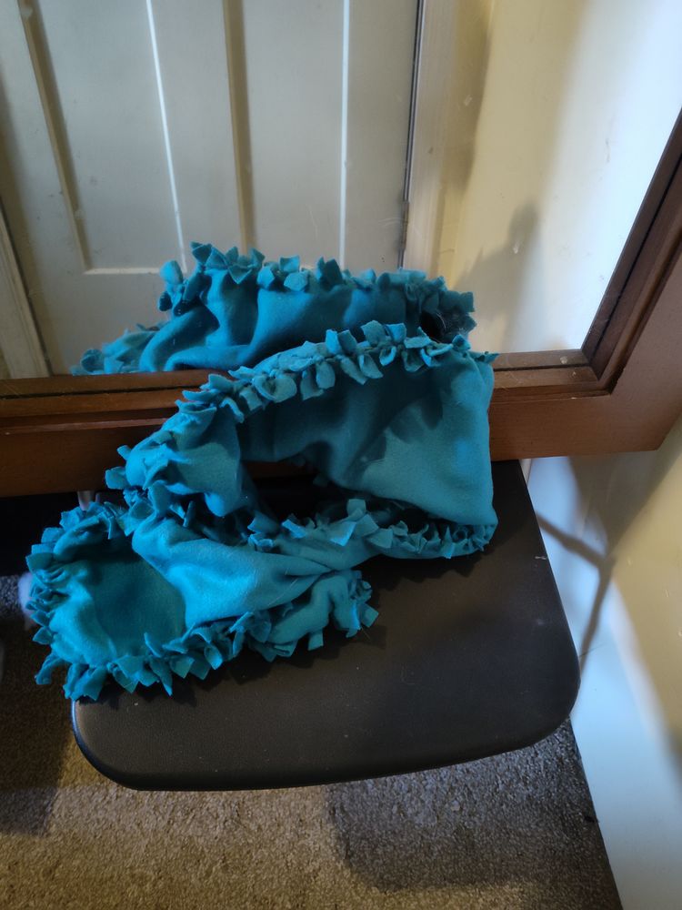 Hand Tie Scarf, Single Color